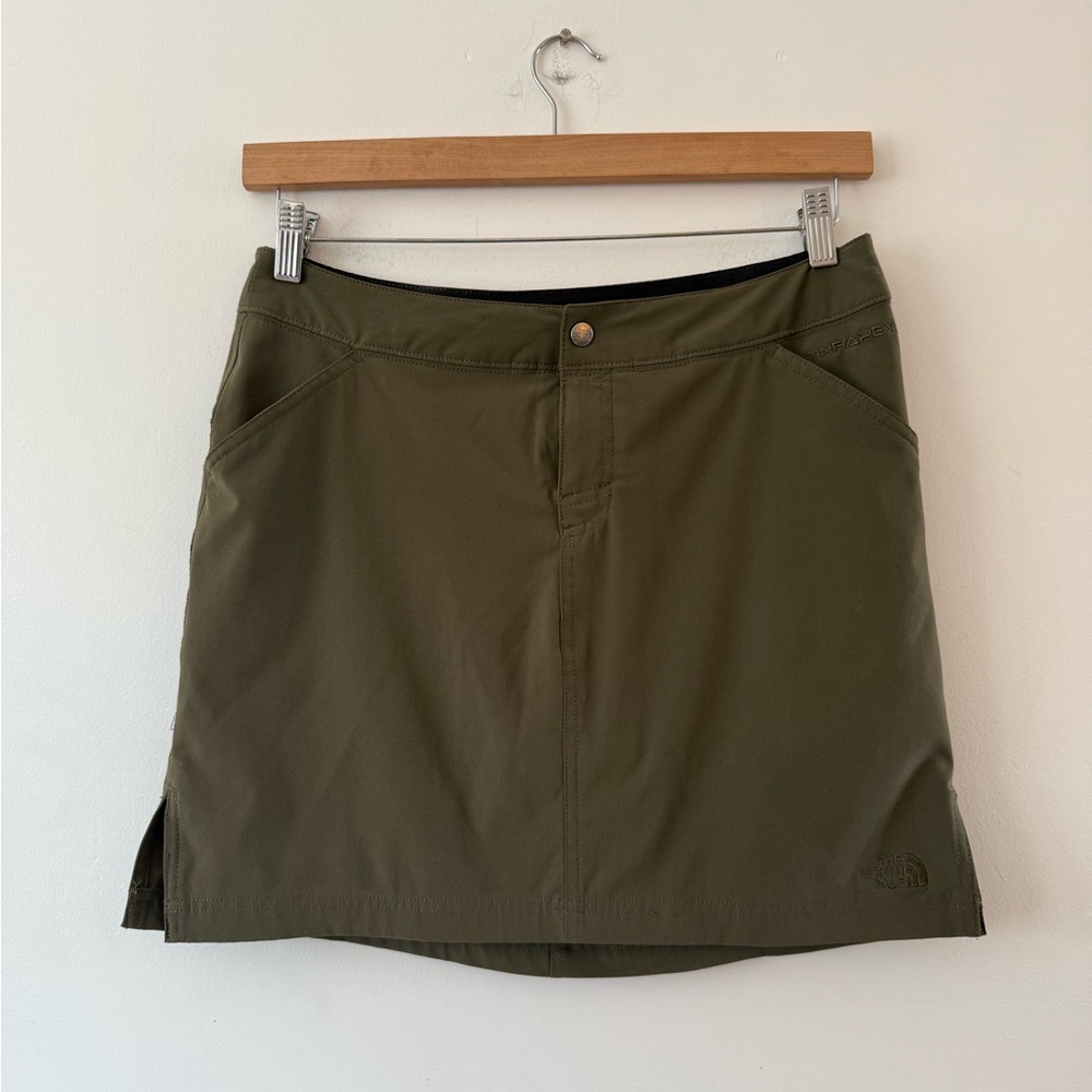 The North Face Women’s Apex Skort Olive Green Active Skirt Size 6